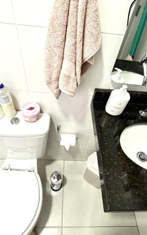 Apartamento à venda com 107m², 2 quartos e 1 vaga Apartamento à venda com 107m², 2 quartos e 1 vagaBanheiro da Suíte 1