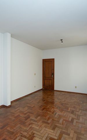 Apartamento à venda com 95m², 3 quartos e 2 vagas Apartamento à venda com 95m², 3 quartos e 2 vagasSALA