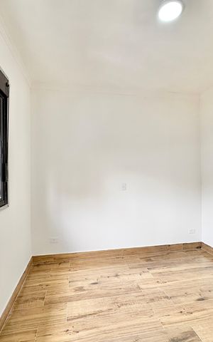 Casa à venda com 140m², 3 quartos e 2 vagas Casa à venda com 140m², 3 quartos e 2 vagasQuarto 2