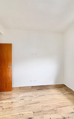 Casa à venda com 140m², 3 quartos e 2 vagas Casa à venda com 140m², 3 quartos e 2 vagasQuarto 2