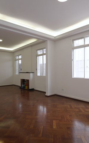 Casa para alugar com 320m², 5 quartos e 5 vagasSala