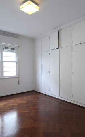 Casa para alugar com 320m², 5 quartos e 5 vagasQuarto 3 - Suíte