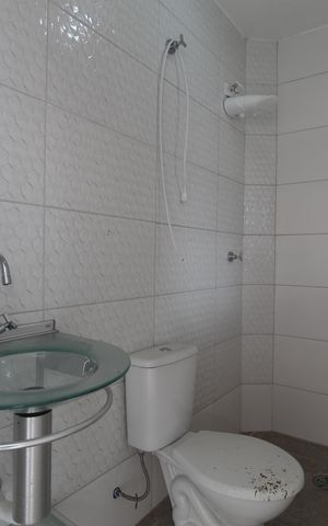 Casa para alugar com 320m², 5 quartos e 5 vagasBanheiro de Serviço