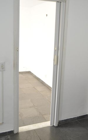 Apartamento à venda com 130m², 2 quartos e 1 vagaCloset da suíte