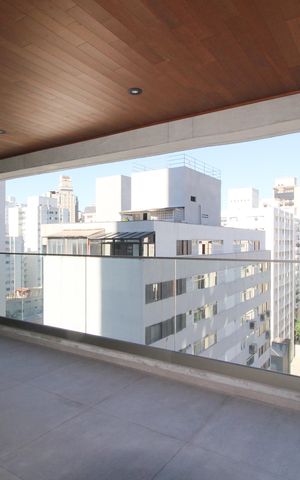 Apartamento à venda com 137m², 2 quartos e 2 vagasVaranda