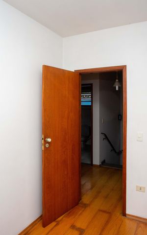 Casa para alugar com 170m², 3 quartos e 2 vagasQuarto 3