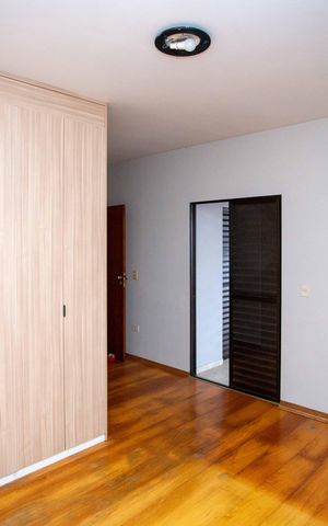 Casa para alugar com 170m², 3 quartos e 2 vagasQuarto 1