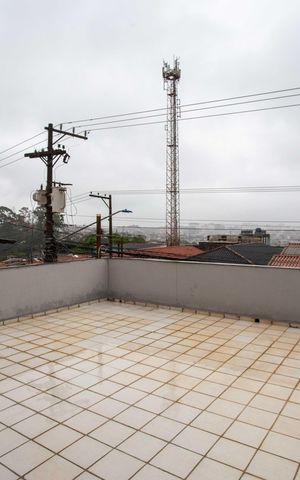Casa para alugar com 170m², 3 quartos e 2 vagasSala