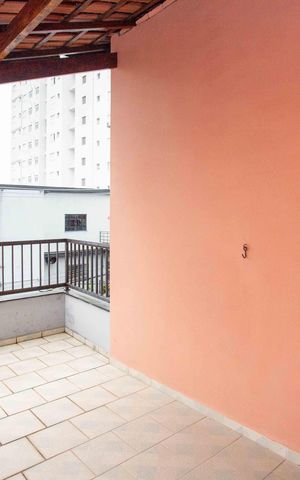 Casa para alugar com 170m², 3 quartos e 2 vagasVaranda