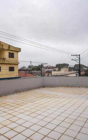 Casa para alugar com 170m², 3 quartos e 2 vagasSala