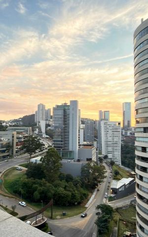 Apartamento à venda com 64m², 1 quarto e 1 vaga