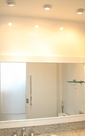 Apartamento à venda com 184m², 4 quartos e 2 vagasBANHEIRO SUITE 2