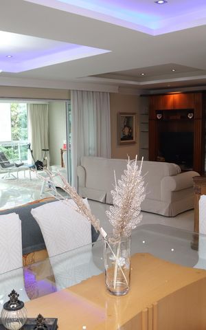 Apartamento à venda com 184m², 4 quartos e 2 vagasSALA
