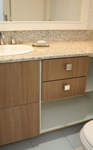 Apartamento à venda com 184m², 4 quartos e 2 vagasBANHEIRO SUITE 2