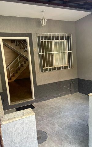 Casa de condomínio à venda com 100m², 2 quartos e sem vaga