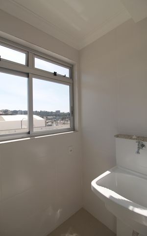 Apartamento para alugar com 68m², 2 quartos e 1 vagaCozinha e Área de Serviço