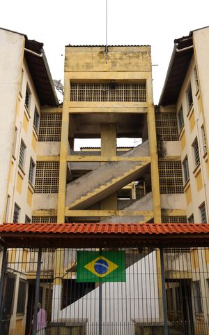 Apartamento à venda com 65m², 2 quartos e 1 vagaÁrea comum - Fachada interna