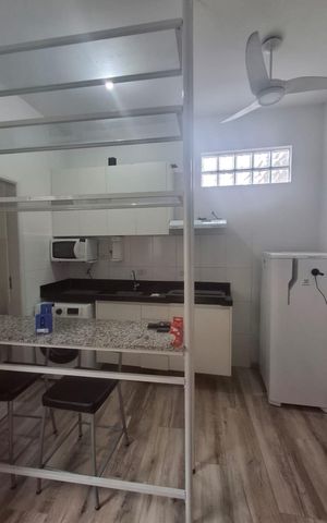 Studio para alugar com 21m², 1 quarto e sem vaga Studio para alugar com 21m², 1 quarto e sem vagaCozinha americana