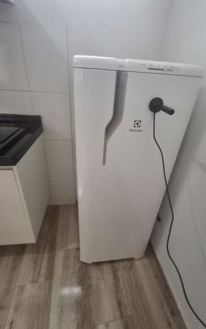 Studio para alugar com 21m², 1 quarto e sem vaga Studio para alugar com 21m², 1 quarto e sem vagaCozinha americana