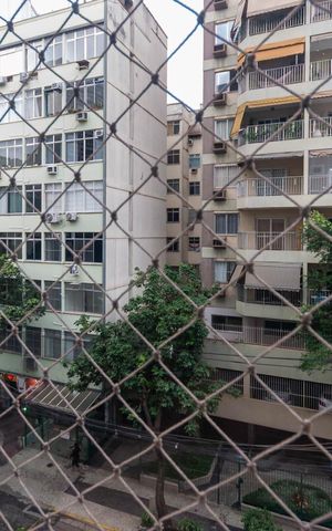 Apartamento à venda com 122m², 3 quartos e 1 vagaVista