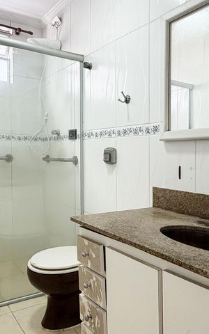 Apartamento para alugar com 90m², 2 quartos e 1 vagaBanheiro 