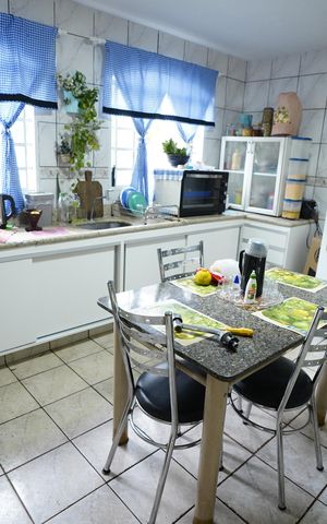 Casa para alugar com 184m², 3 quartos e 3 vagas