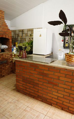 Casa para alugar com 184m², 3 quartos e 3 vagas