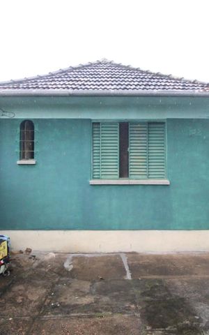 Casa à venda com 119m², 4 quartos e 2 vagasQuintal