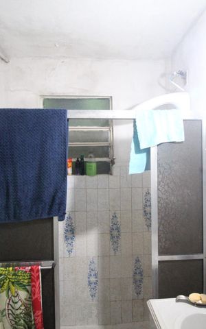 Casa à venda com 119m², 4 quartos e 2 vagasBanheiro