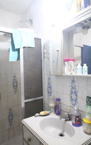 Casa à venda com 119m², 4 quartos e 2 vagasBanheiro