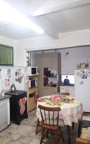 Casa à venda com 119m², 4 quartos e 2 vagasCozinha