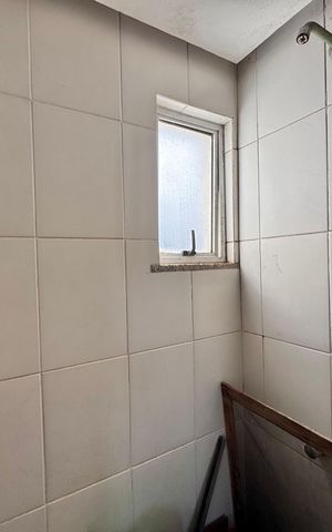 Apartamento à venda com 170m², 3 quartos e 1 vaga Apartamento à venda com 170m², 3 quartos e 1 vagaSuíte - Banheiro