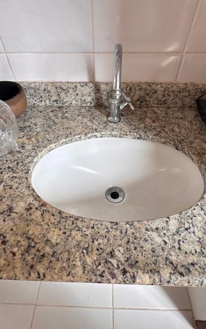 Apartamento à venda com 170m², 3 quartos e 1 vaga Apartamento à venda com 170m², 3 quartos e 1 vagaBanheiro Social - Banheiro