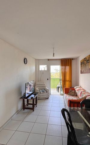 Apartamento à venda com 170m², 3 quartos e 1 vaga Apartamento à venda com 170m², 3 quartos e 1 vagaSala