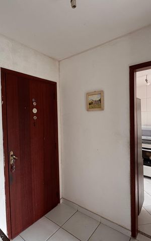 Apartamento à venda com 170m², 3 quartos e 1 vaga Apartamento à venda com 170m², 3 quartos e 1 vagaHall Entrada