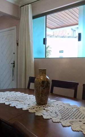 Casa para alugar com 100m², 3 quartos e 1 vagaSala de estar e jantar
