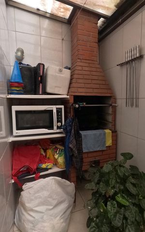 Casa para alugar com 100m², 3 quartos e 1 vagaÁrea de Serviço com Churrasqueira