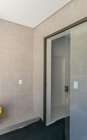 Casa à venda com 167m², 3 quartos e 2 vagas