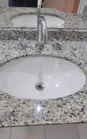 Apartamento à venda com 144m², 3 quartos e 2 vagasBanheiro da Suíte