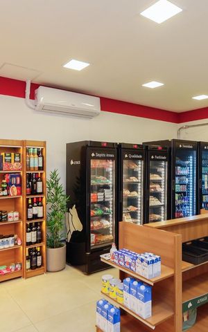Apartamento à venda com 144m², 3 quartos e 2 vagas Apartamento à venda com 144m², 3 quartos e 2 vagasMini Market