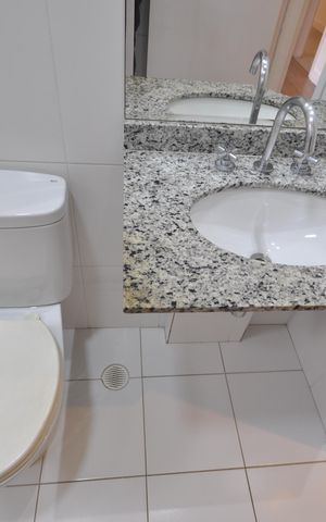 Apartamento à venda com 144m², 3 quartos e 2 vagasBanheiro da Suíte