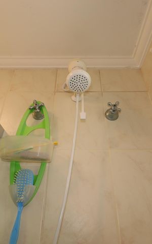 Apartamento à venda com 143m², 3 quartos e 2 vagasBanheiro Social - Chuveiro