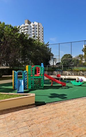 Apartamento à venda com 143m², 3 quartos e 2 vagasÁrea Comum - Playground