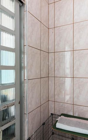 Casa à venda com 100m², 2 quartos e 1 vagaÁrea de Serviço