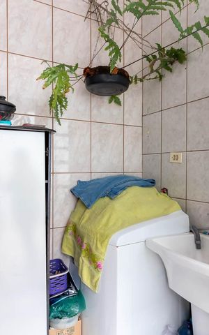 Casa à venda com 100m², 2 quartos e 1 vagaÁrea de Serviço