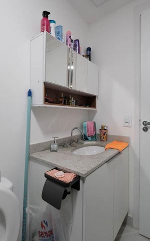 Apartamento à venda com 42m², 2 quartos e sem vagaBanheiro