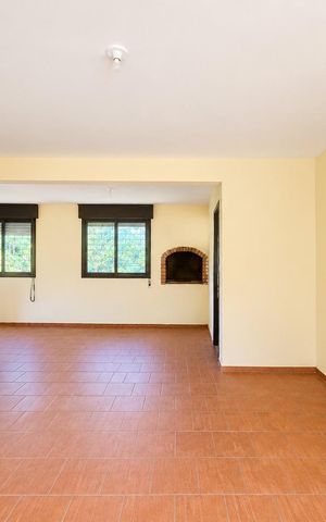 Casa para alugar com 110m², 2 quartos e 3 vagas Casa para alugar com 110m², 2 quartos e 3 vagasSala