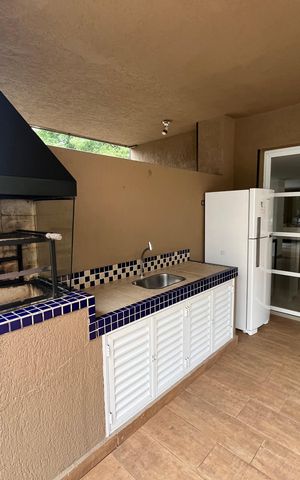 Apartamento à venda com 138m², 3 quartos e 4 vagas Apartamento à venda com 138m², 3 quartos e 4 vagasÁrea comum - Churrasqueira