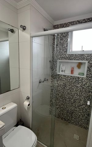 Apartamento à venda com 138m², 3 quartos e 4 vagas Apartamento à venda com 138m², 3 quartos e 4 vagasBanheiro da Suíte 1