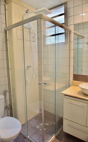 Apartamento para alugar com 51m², 2 quartos e 1 vaga Apartamento para alugar com 51m², 2 quartos e 1 vagaBanheiro